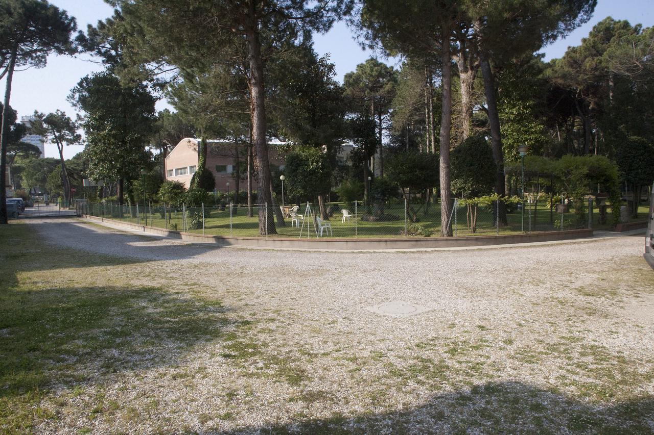 Stella Maris Hotell Cervia Exteriör bild