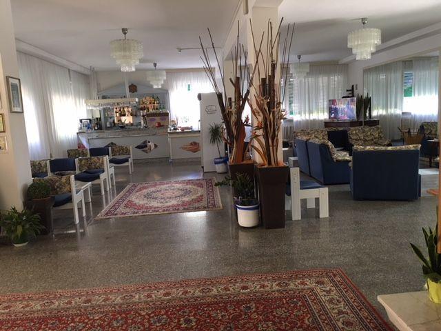 Stella Maris Hotell Cervia Exteriör bild